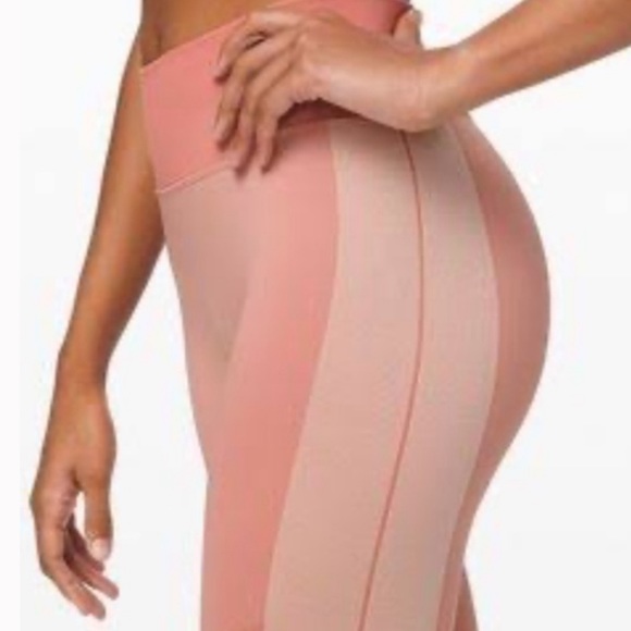 LULULEMON Athletica Ebb To Train Tight in Abstract - Picture 2 of 7